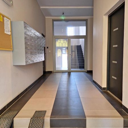 Апартаменты Apartament 51 Z Miejscem Parkingowym Торунь Экстерьер фото